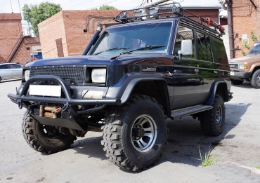 Toyota LC78