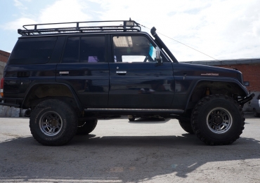 Land Cruiser